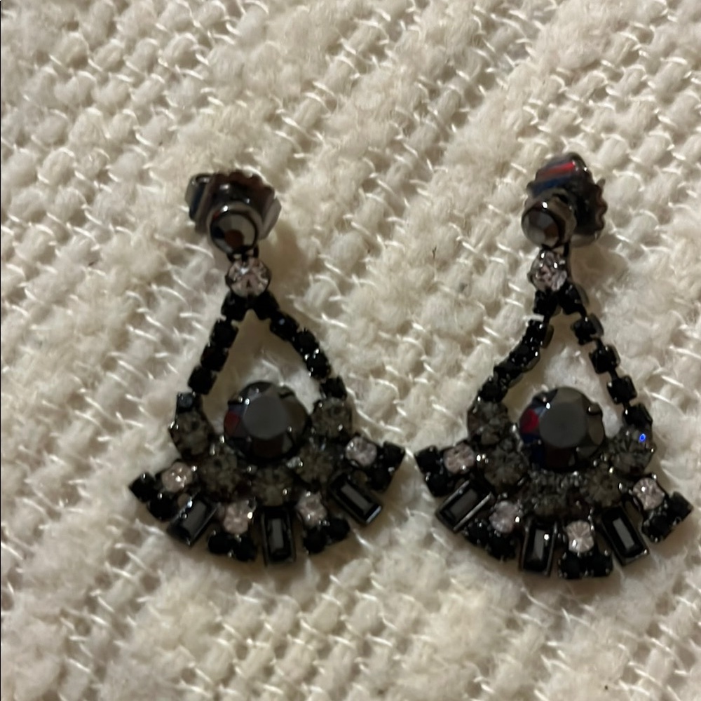 Sorrelli Black and Silver Crystal Earrings